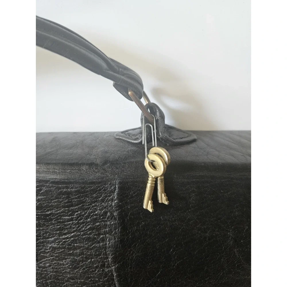 Vintage 1981 Black Leather Briefcase Working Key Fits 15